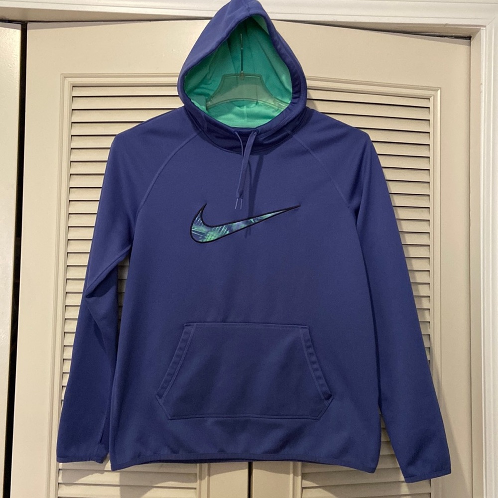 Nike Dri-Fit hooded sweatshirt size medium
